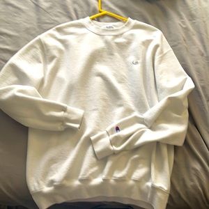 Champion pull over